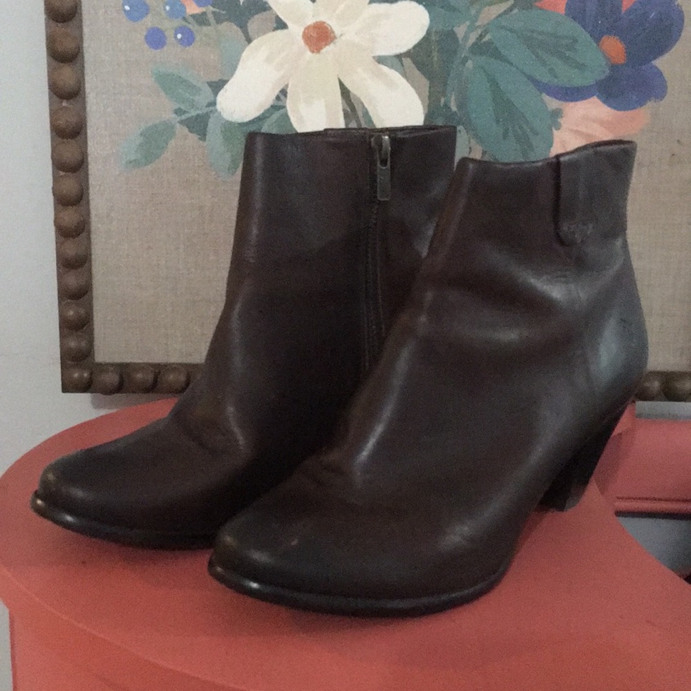 FRYE Ankle Boots Size 7.5